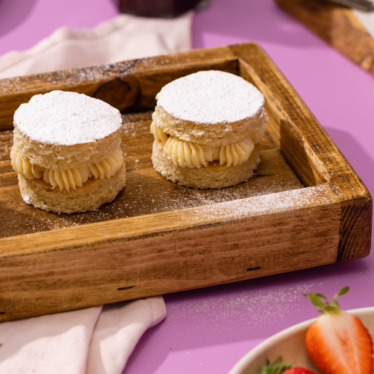 mini victoria sponge